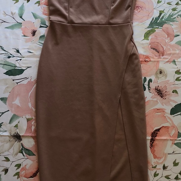 Taliyah Off The Shoulder Dress - Picture 5 of 10